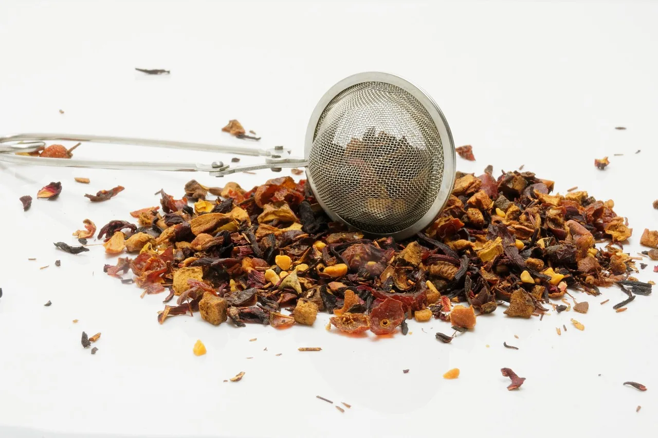 tea, teatime, drink, dishes, hot drink, fruit tea, tea blend, mixture, tea strainer, tea, tea, fruit tea, fruit tea, fruit tea, fruit tea, tea blend, mixture, tea strainer, tea strainer, tea strainer, tea strainer, tea strainer. FDA and FSMA rules for tea blenders, labels and foreign suppliers explained